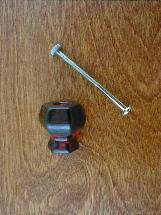 ch5192 amethyst glass medium knob w/nickel bolt
